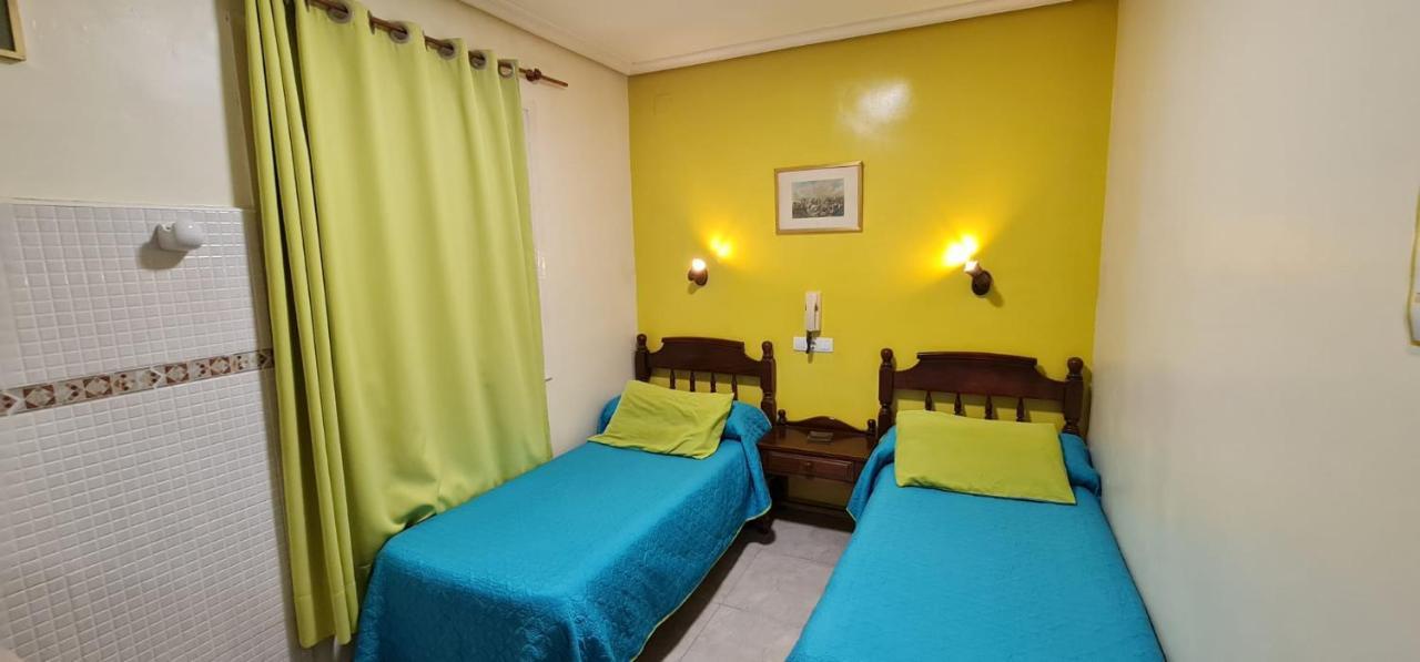 Hostal Ramon Y Cajal Valladolid Exteriér fotografie