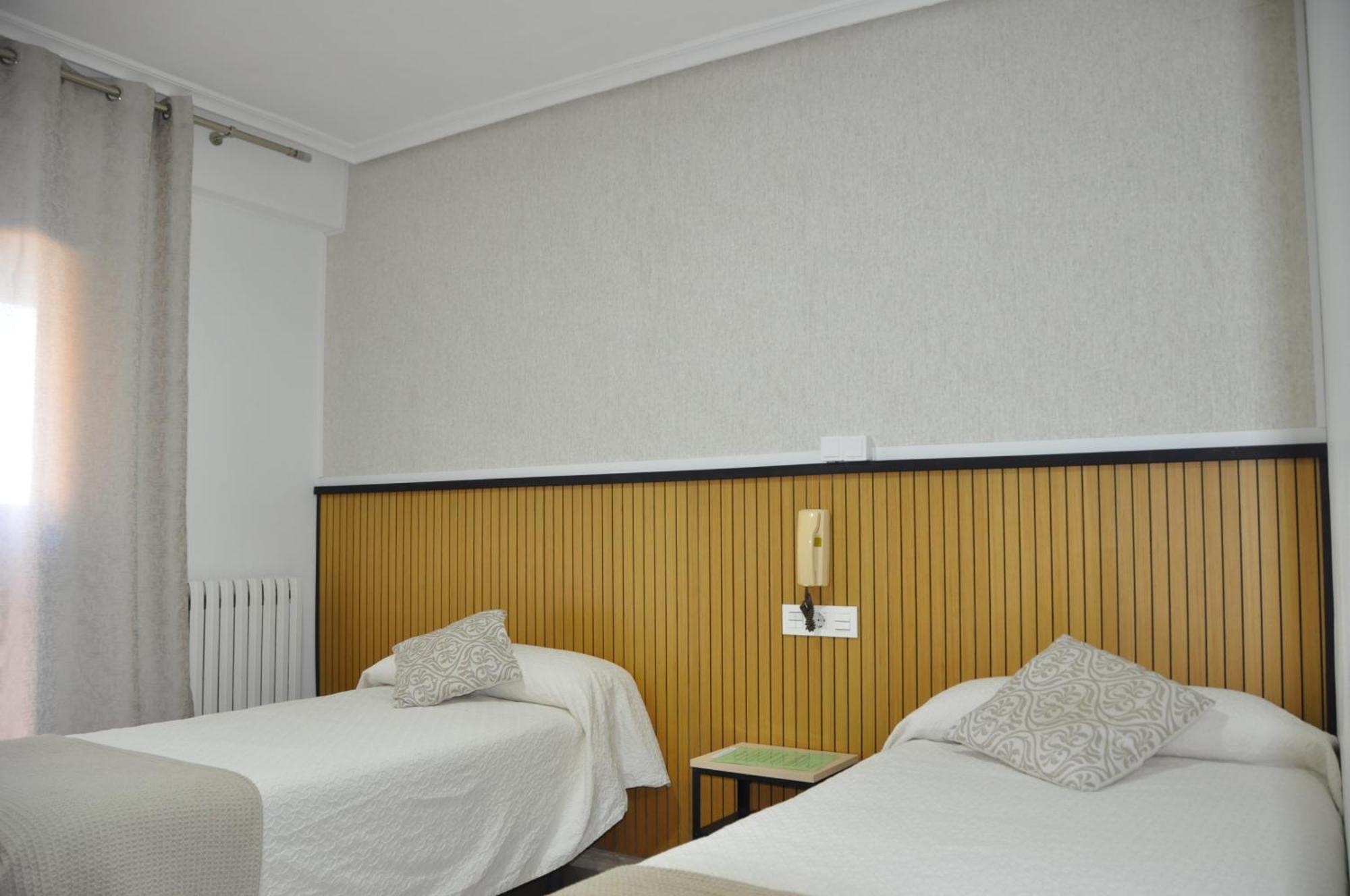 Hostal Ramon Y Cajal Valladolid Exteriér fotografie