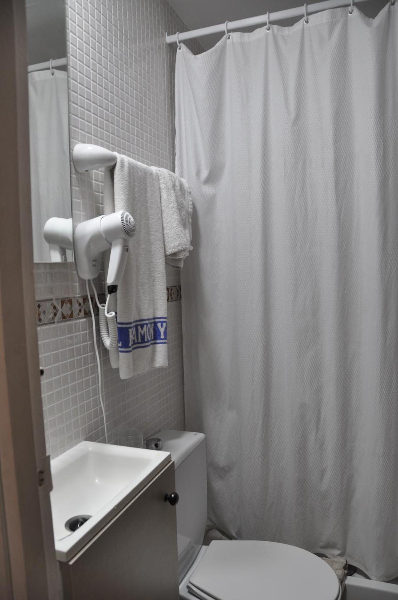 Hostal Ramon Y Cajal Valladolid Exteriér fotografie